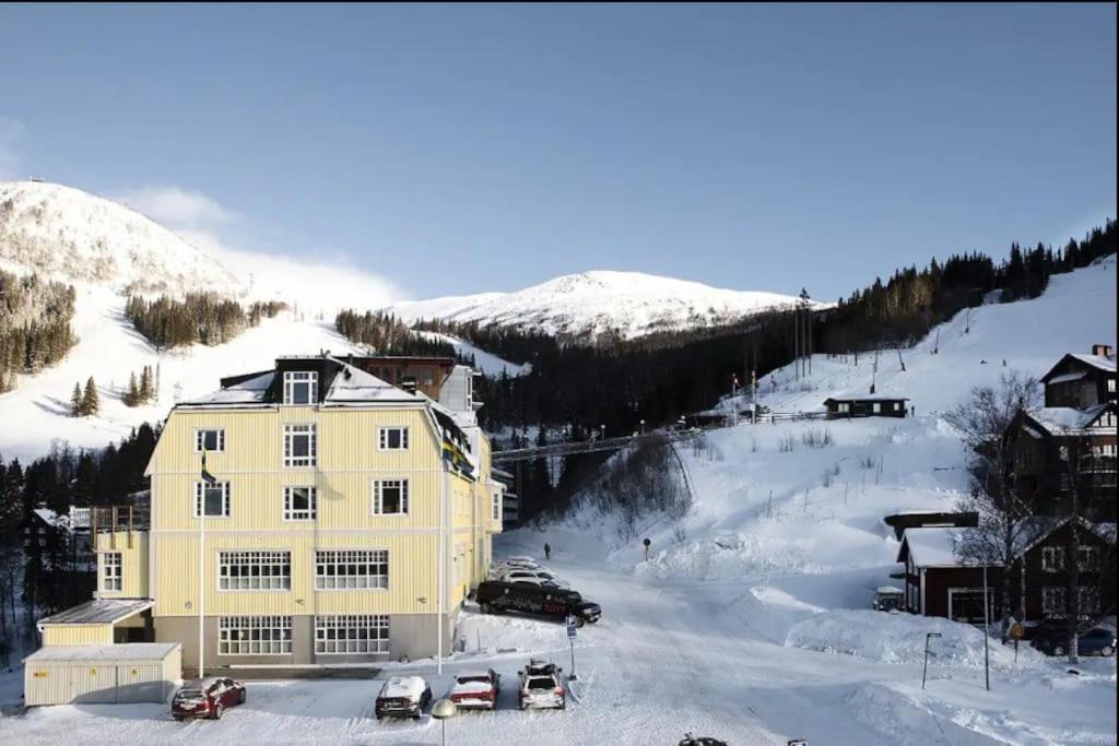 Mountain Retreat For 4 In Are Ski-In Ski-Out Apt- No Windows المظهر الخارجي الصورة